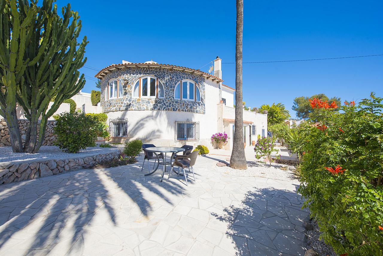 Villa Benavero Boutique Style Within Fenced Tropical Garden Calpe Exterior photo