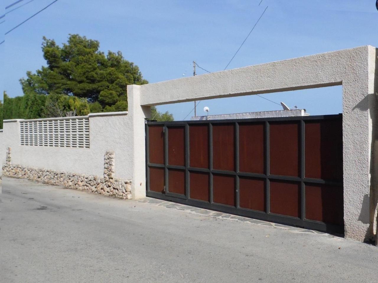 Villa Benavero Boutique Style Within Fenced Tropical Garden Calpe Exterior photo